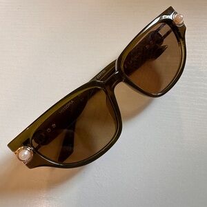 Le Specs x Missoma Pearl Sunglasses